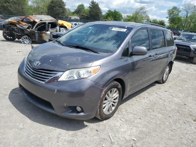 Lot #2503588957 2015 TOYOTA SIENNA XLE salvage car