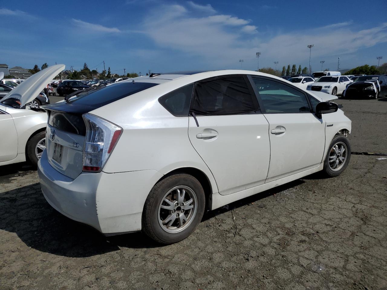 JTDKN3DU0B0285665 2011 Toyota Prius