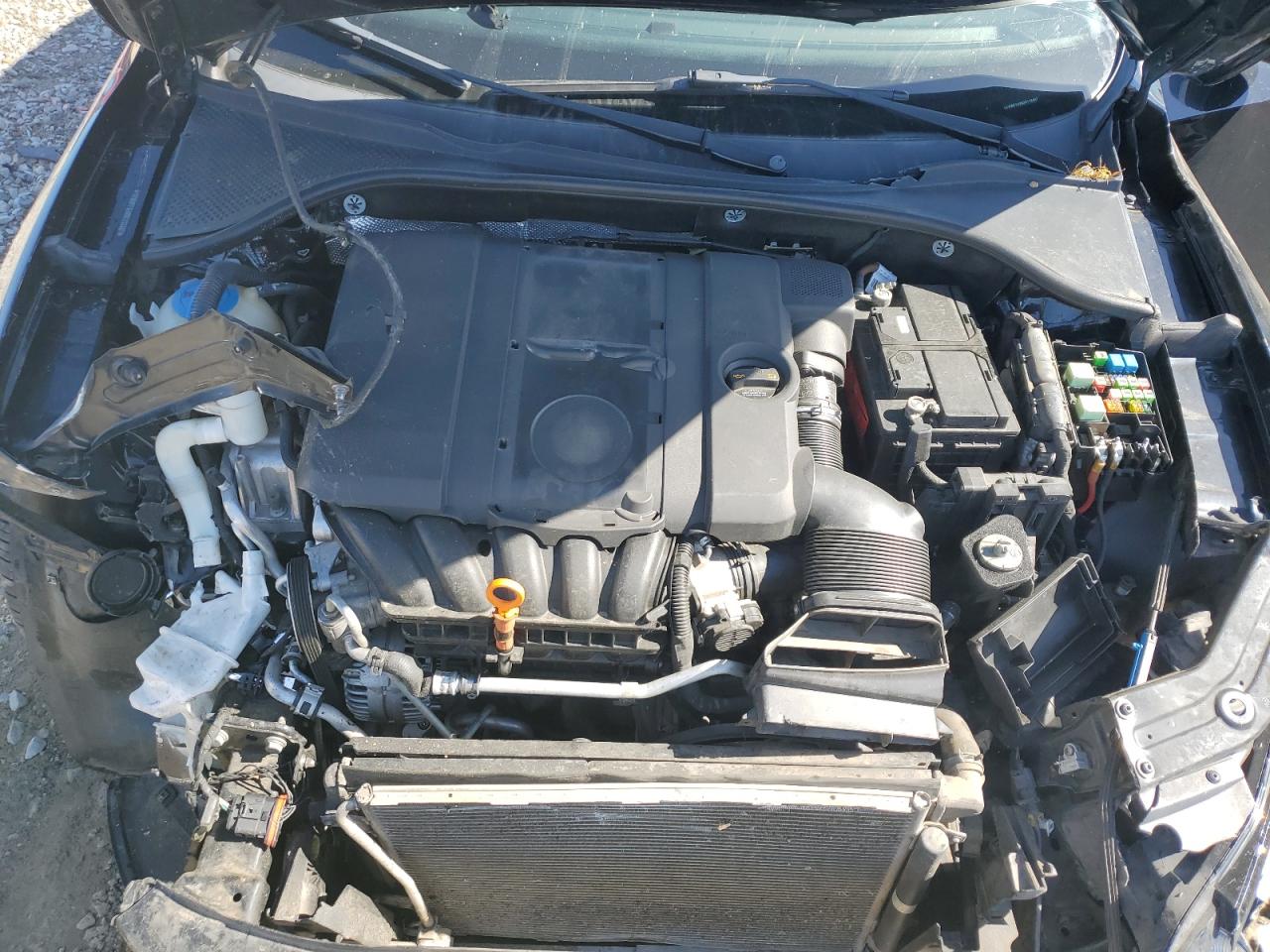 1VWBP7A38DC112407 2013 Volkswagen Passat Se