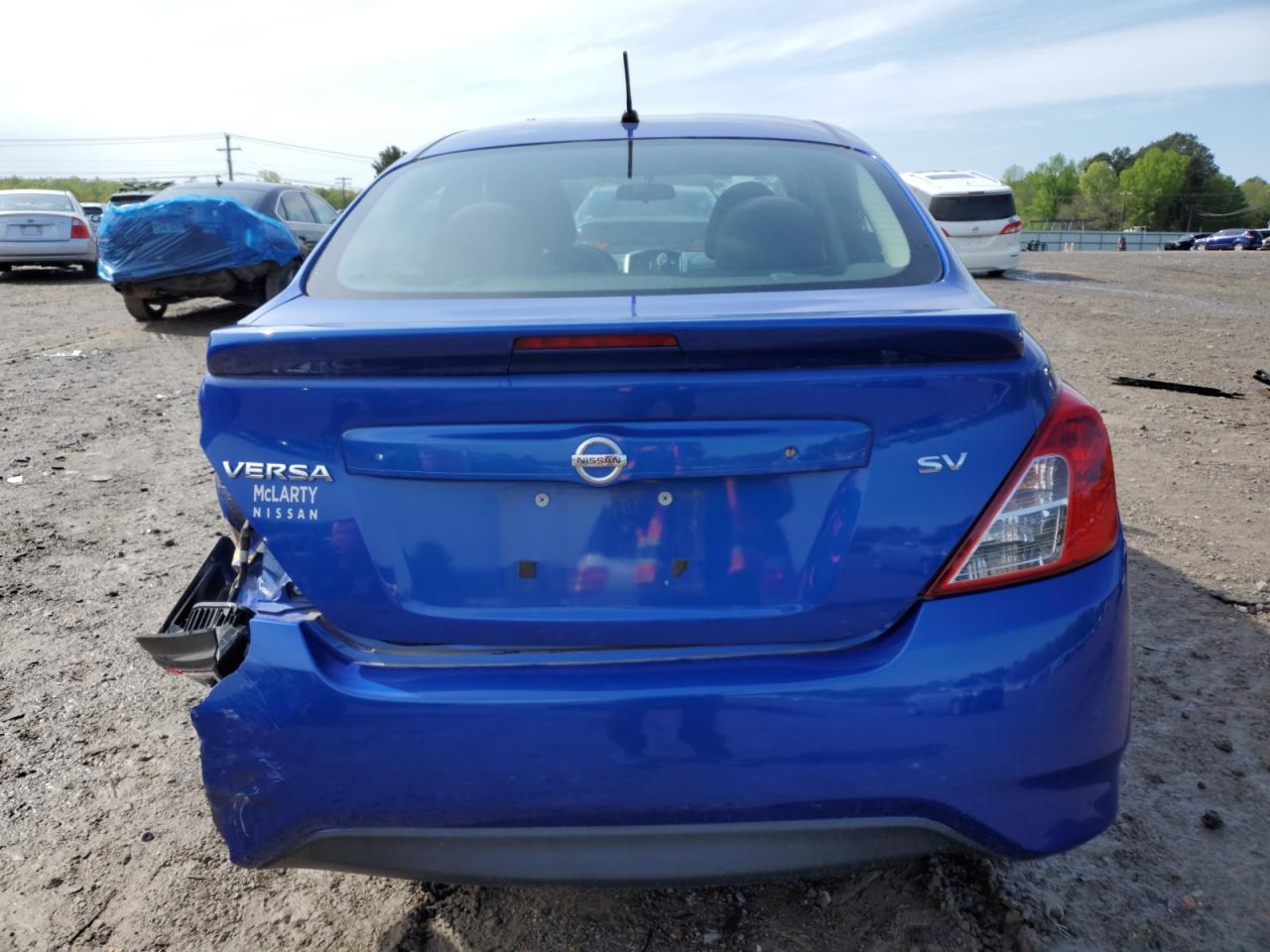 2017 Nissan Versa S vin: 3N1CN7AP2HL872989