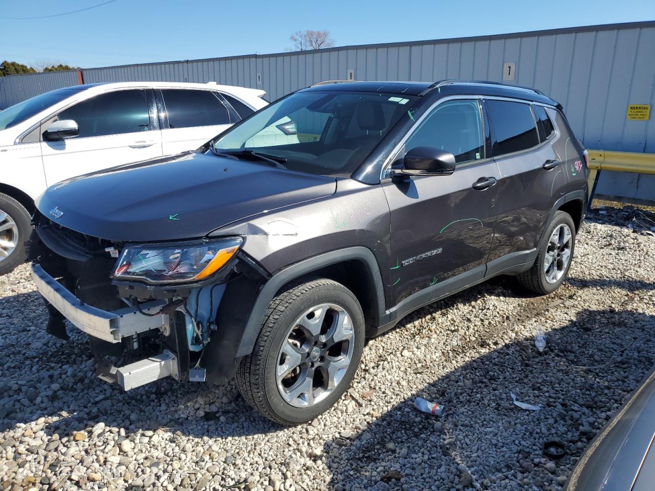 3C4NJDCB7JT281080 2018 Jeep Compass Limited