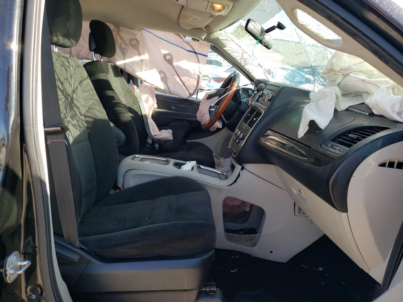 2C4RDGCGXGR375536 2016 Dodge Grand Caravan Sxt