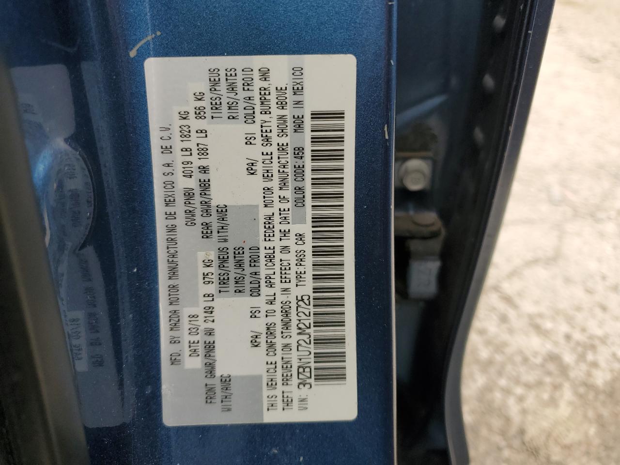 3MZBN1U72JM212725 2018 Mazda 3 Sport