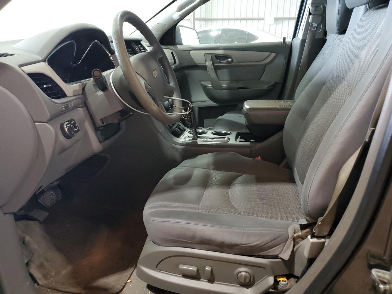1GNKRFKDXFJ368598 2015 Chevrolet Traverse Ls
