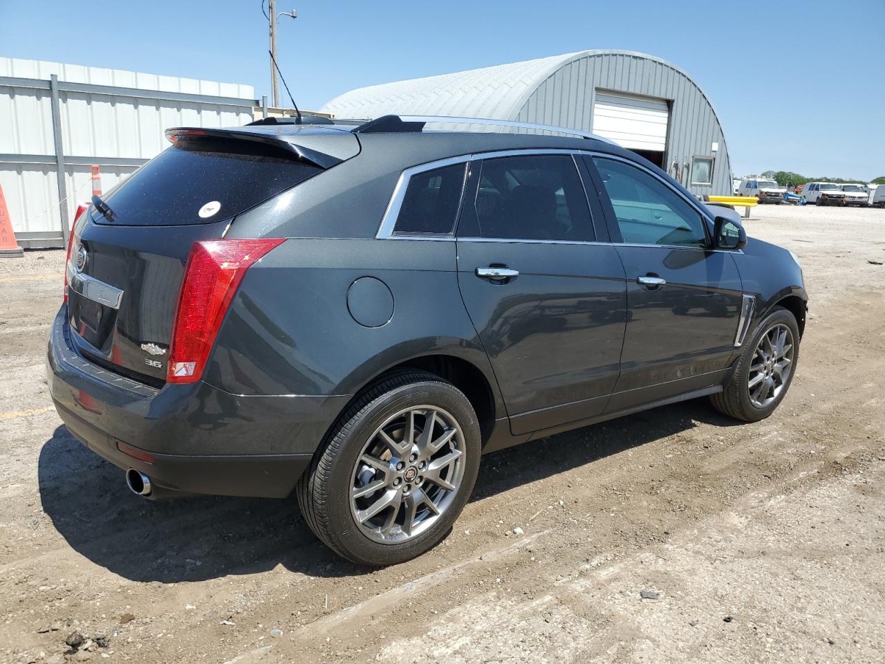 3GYFNDE36GS573083 2016 Cadillac Srx Premium Collection