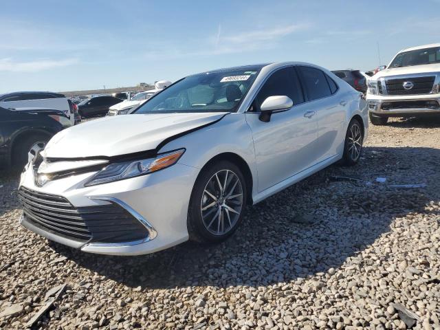 Lot #2505383634 2023 TOYOTA CAMRY XLE salvage car