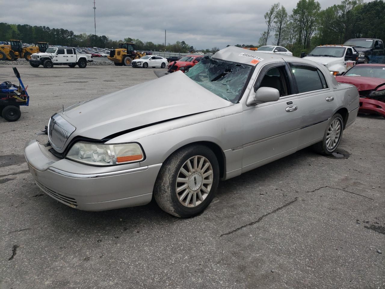 1LNHM81W13Y703987 2003 Lincoln Town Car Executive