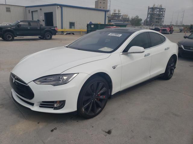 2015 Tesla Model S VIN: 5YJSA1E4XFF111706 Lot: 45276064