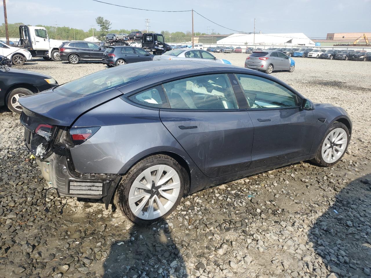 5YJ3E1EB3NF260318 2022 Tesla Model 3