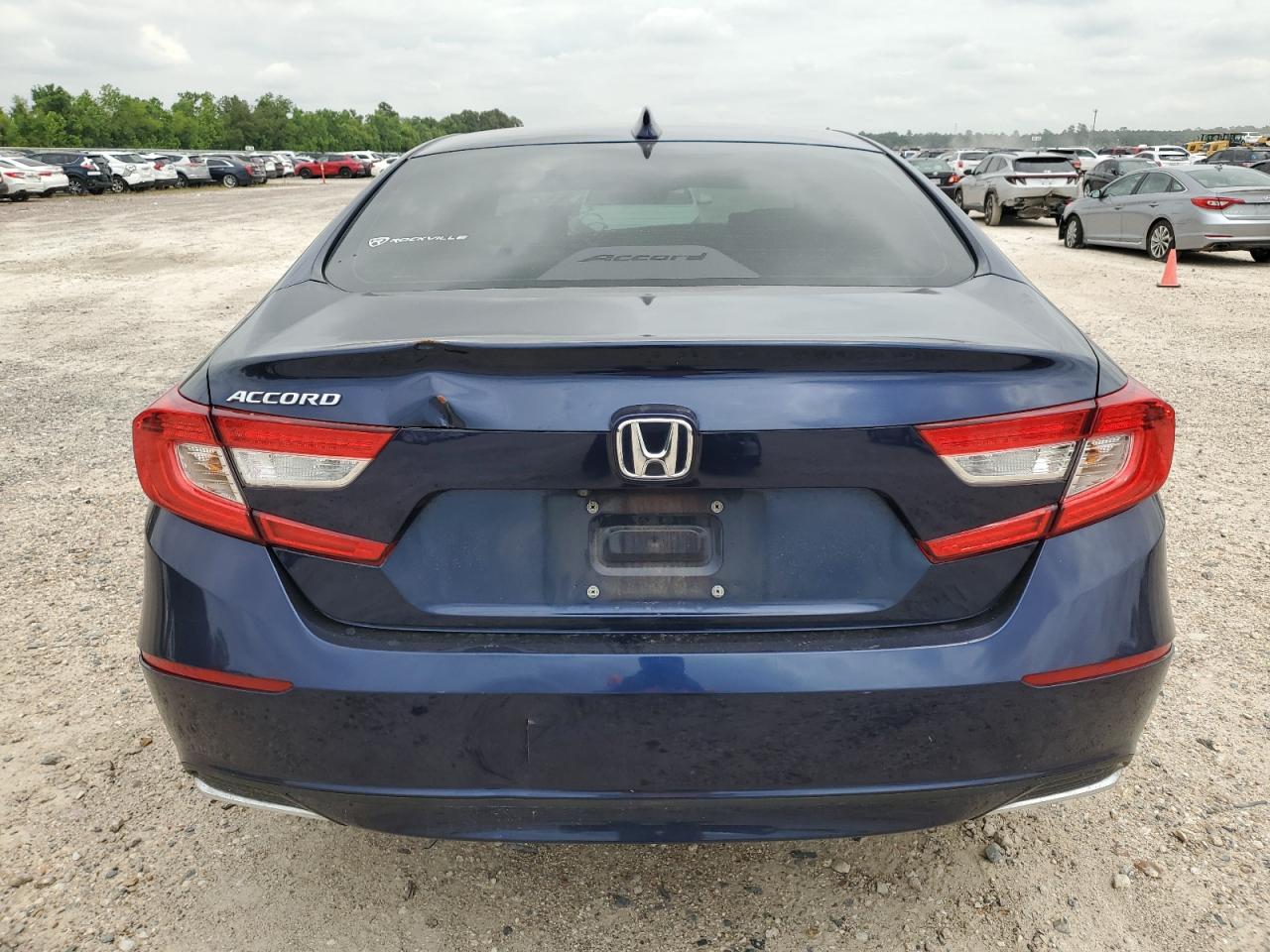 1HGCV1F62JA227610 2018 Honda Accord Exl