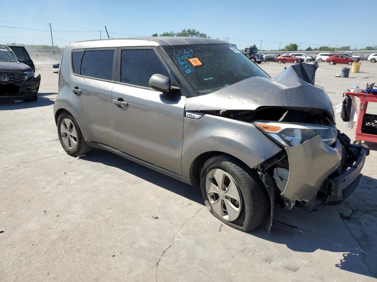 KNDJN2A26G7368539 2016 Kia Soul