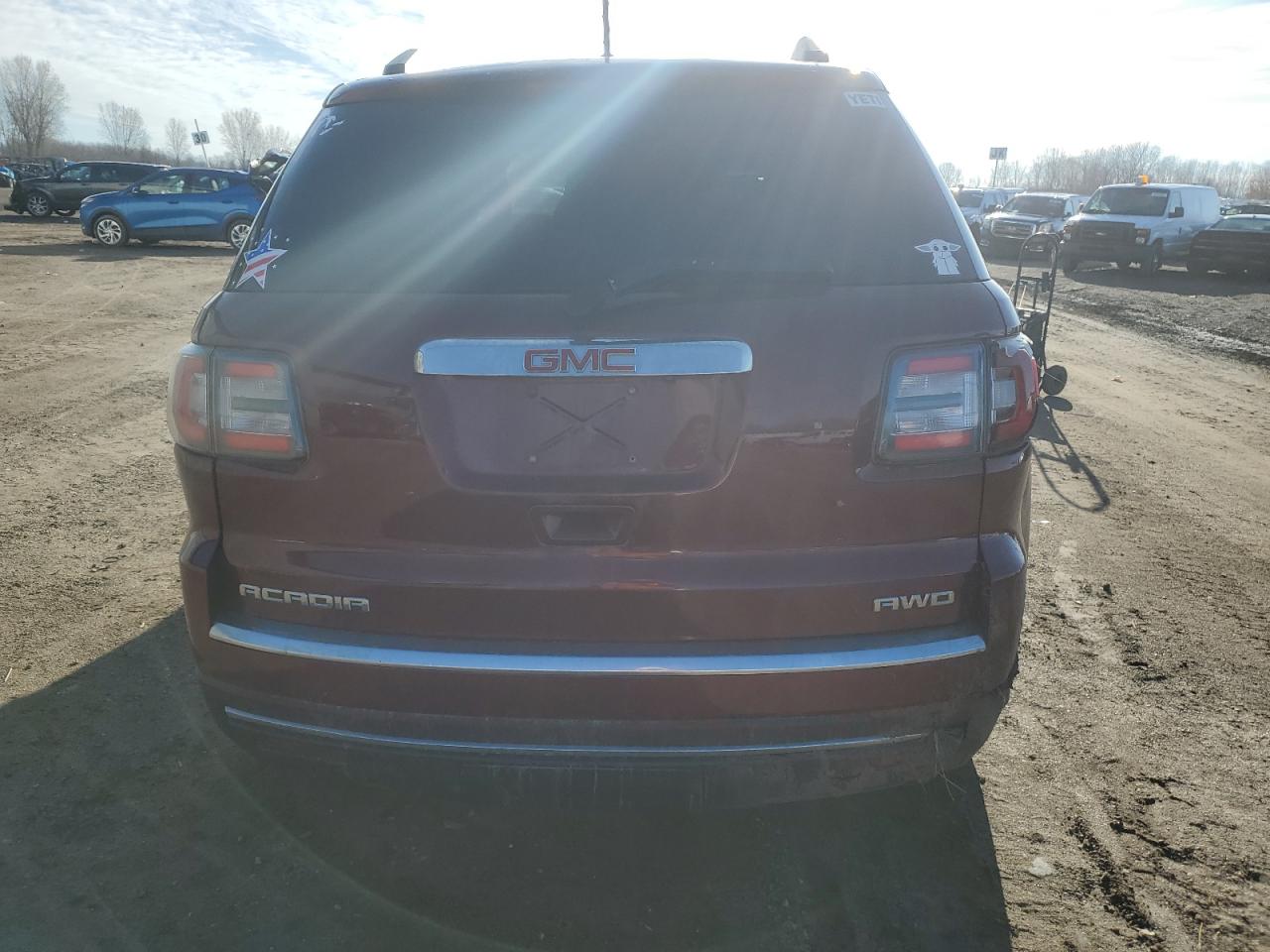1GKKVPKD5FJ369768 2015 GMC Acadia Sle