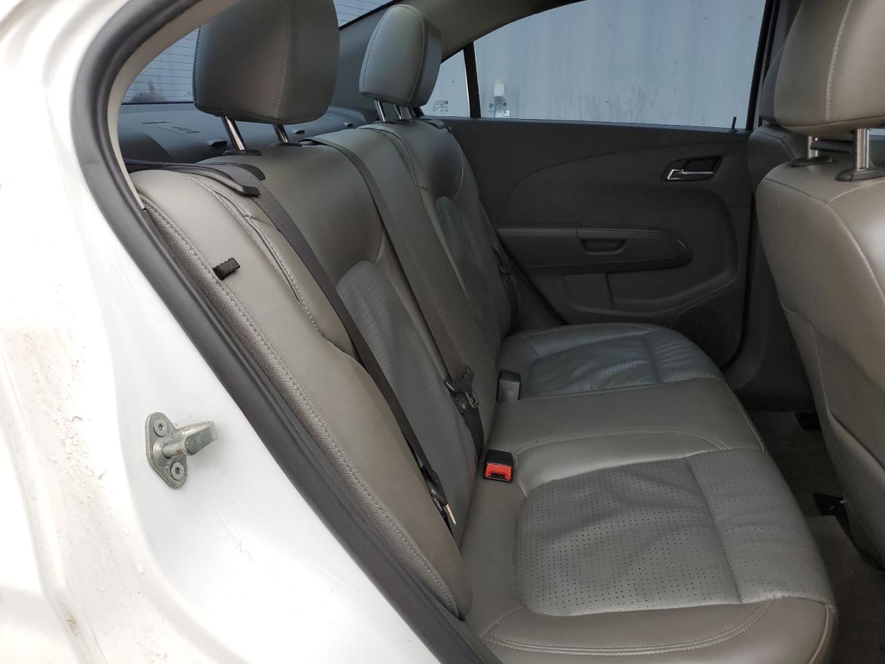 1G1JE5SB1F4112351 2015 Chevrolet Sonic Ltz