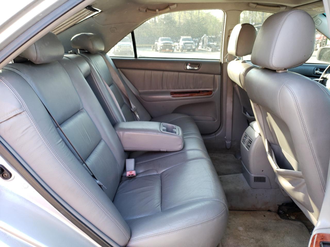 4T1BE30K13U714547 2003 Toyota Camry Le