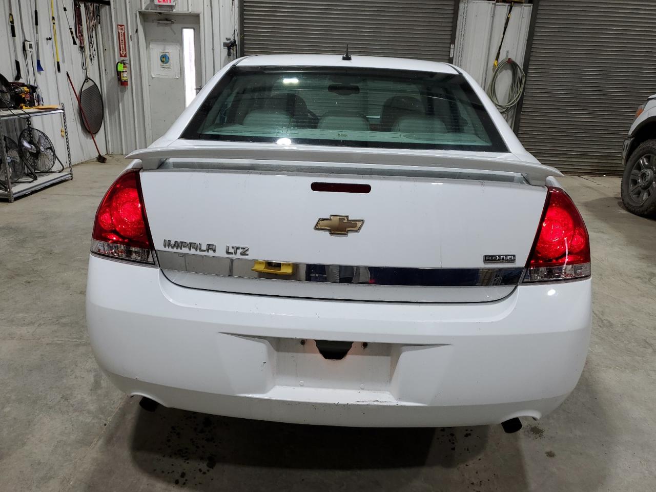 2G1WC5EM4A1142229 2010 Chevrolet Impala Ltz