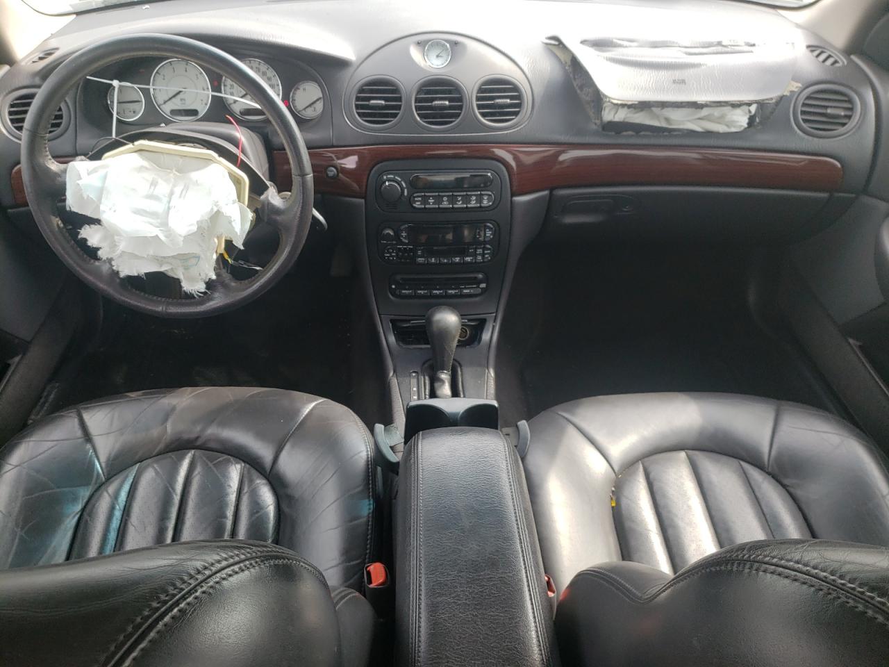 2C3HE66G3YH233586 2000 Chrysler 300M