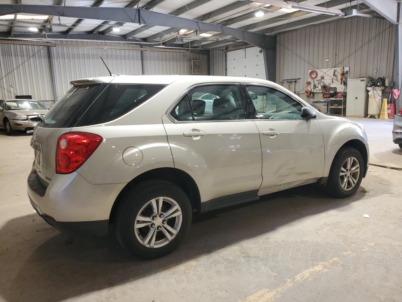 2013 Chevrolet Equinox Ls vin: 2GNALBEK7D6301113