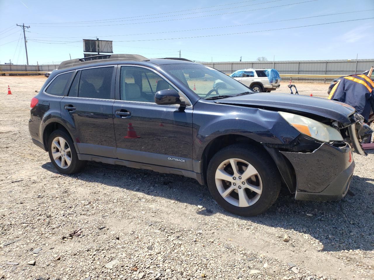 4S4BRCKC8D3302305 2013 Subaru Outback 2.5I Limited