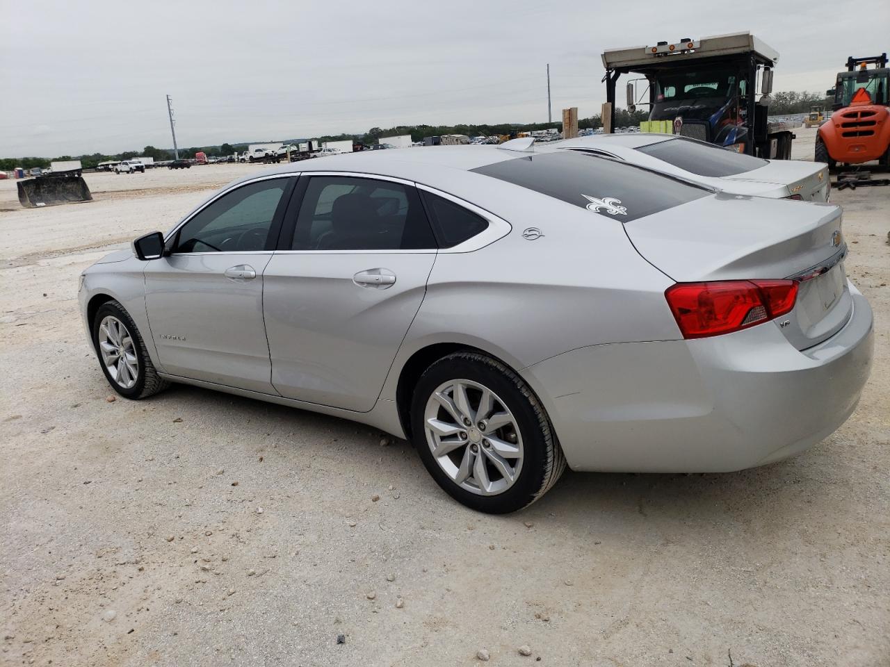 1G1105S31JU121311 2018 Chevrolet Impala Lt