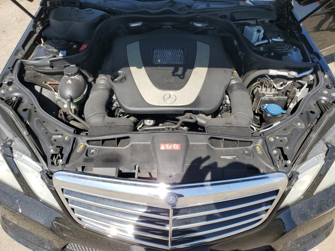 WDDHF8HB7AA119610 2010 Mercedes-Benz E 350 4Matic