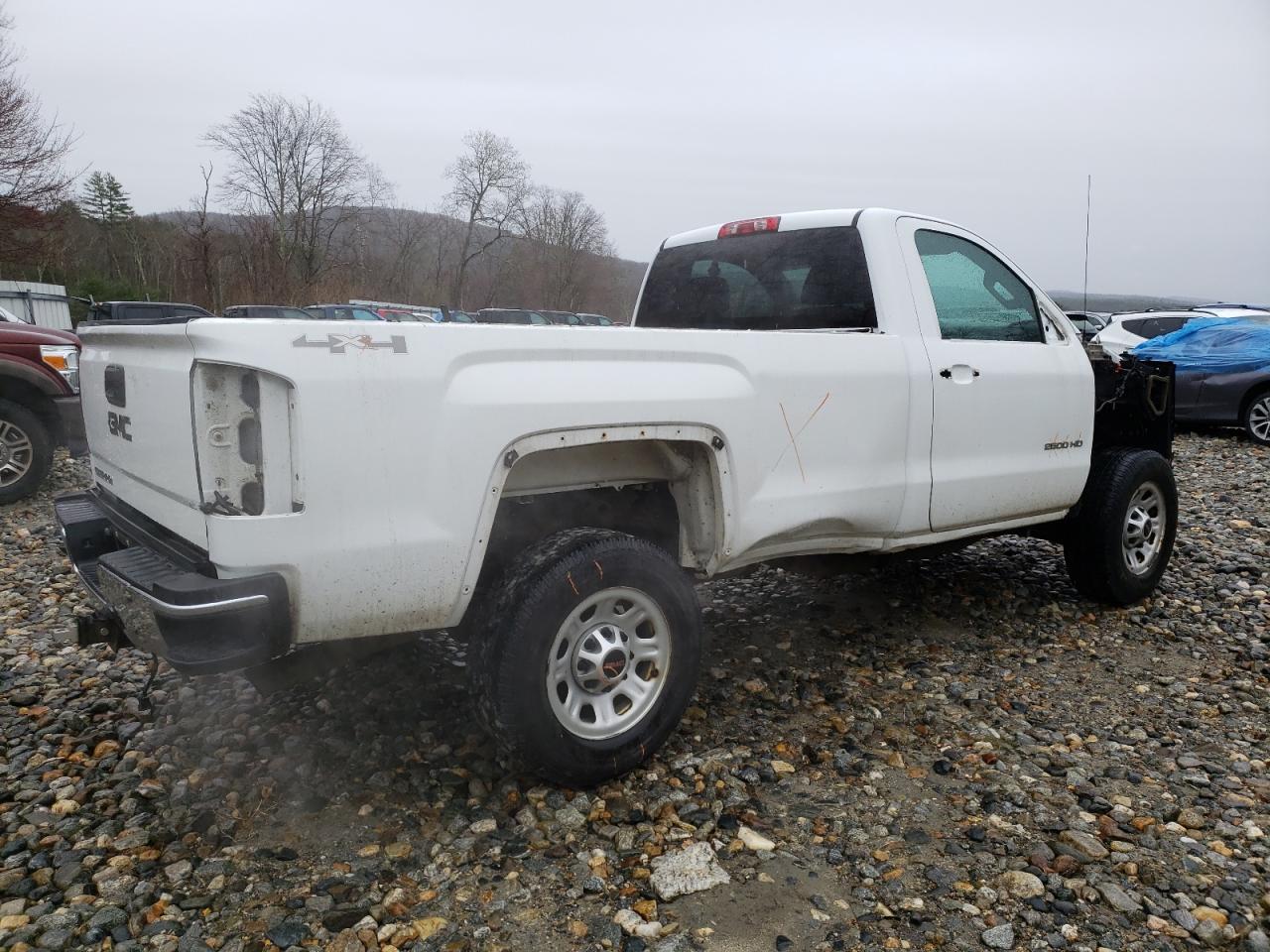 1GT02XEG2FZ557747 2015 GMC Sierra K2500 Heavy Duty