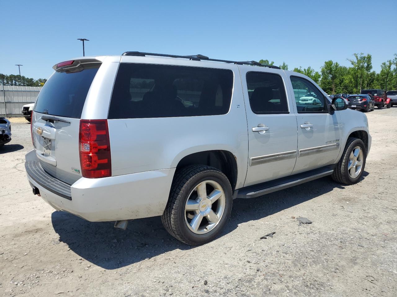 1GNSKJE7XCR274036 2012 Chevrolet Suburban K1500 Lt