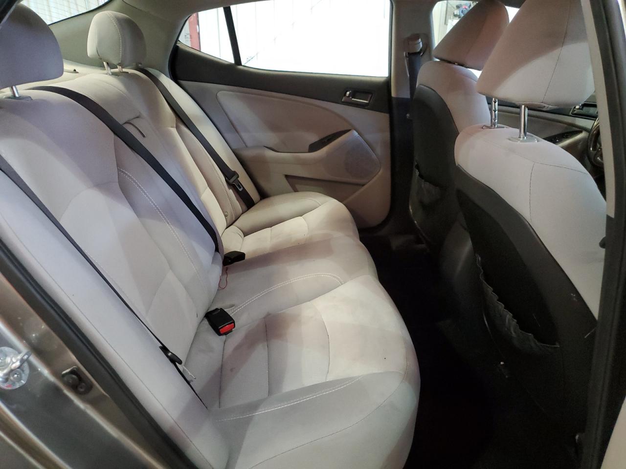 5XXGM4A78CG048130 2012 Kia Optima Lx