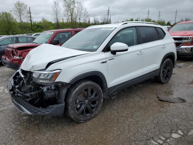 VOLKSWAGEN TAOS SE