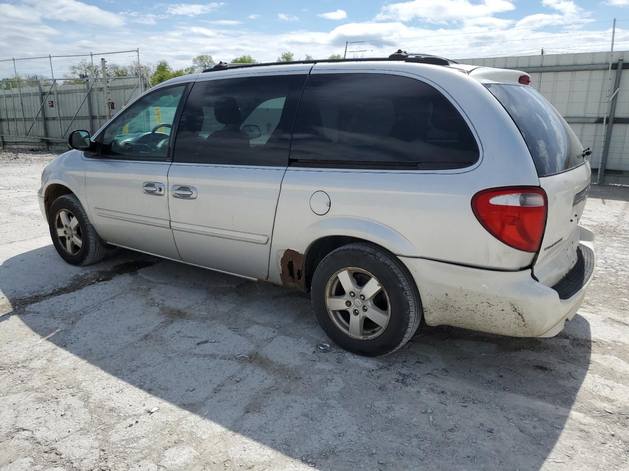 2D4GP44L45R285744 2005 Dodge Grand Caravan Sxt