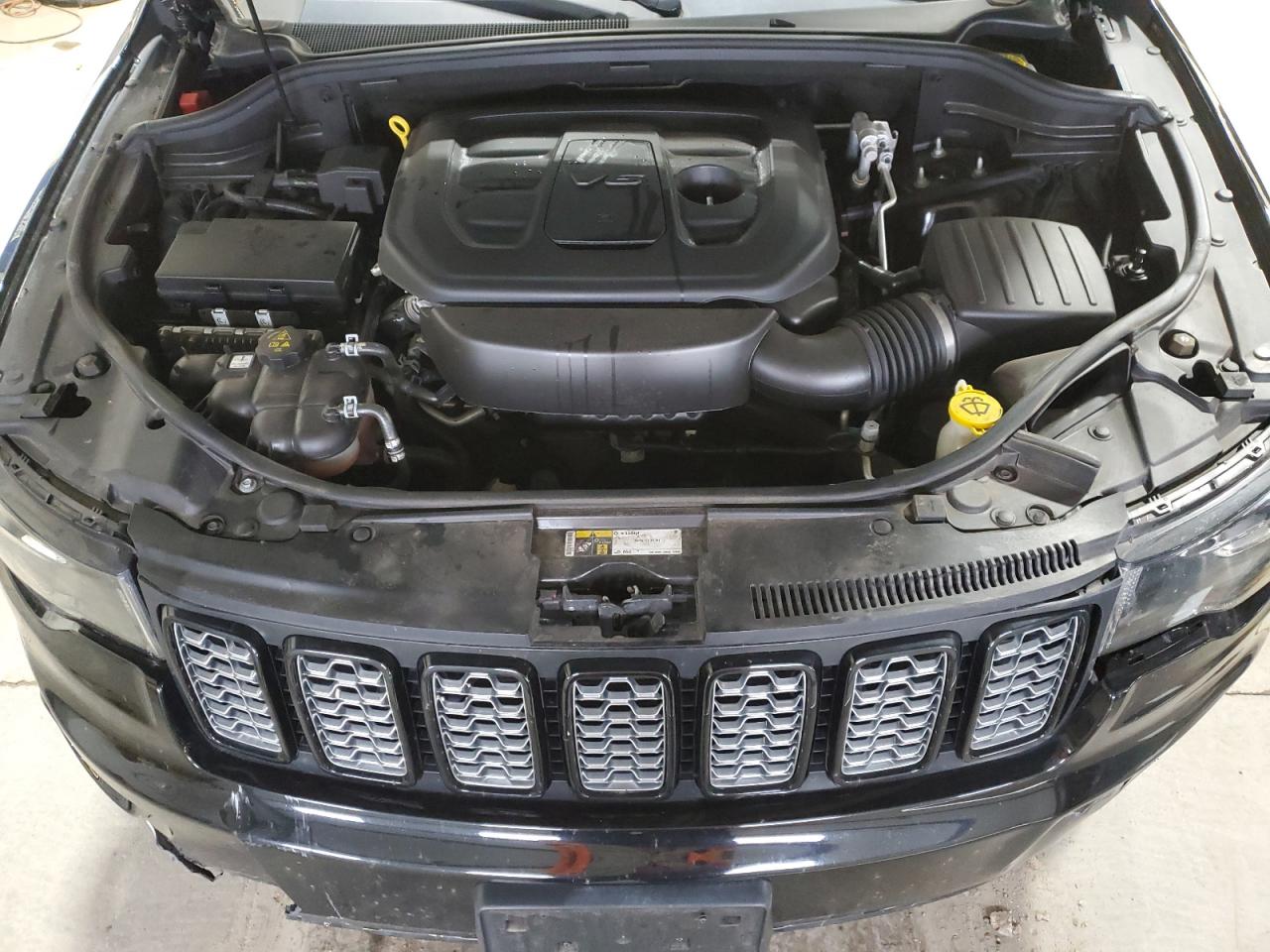 1C4RJFAG2LC273074 2020 Jeep Grand Cherokee Laredo