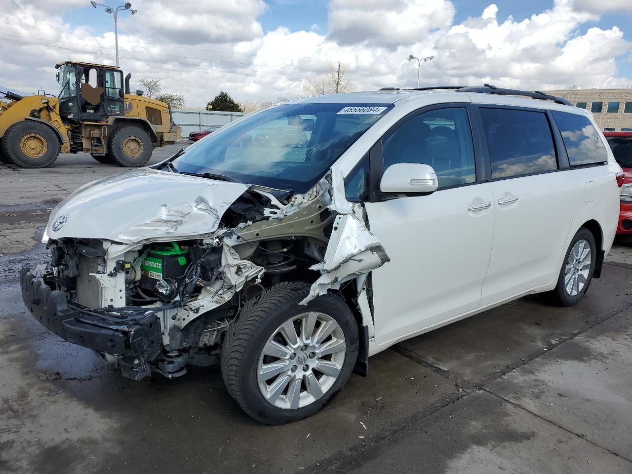 2016 Toyota Sienna Xle vin: 5TDDK3DC1GS138073