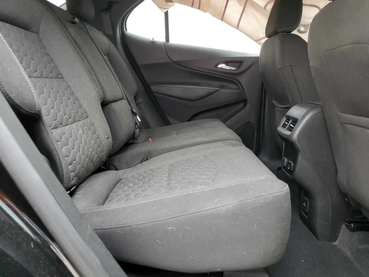 2GNAXKEX3J6295211 2018 Chevrolet Equinox Lt