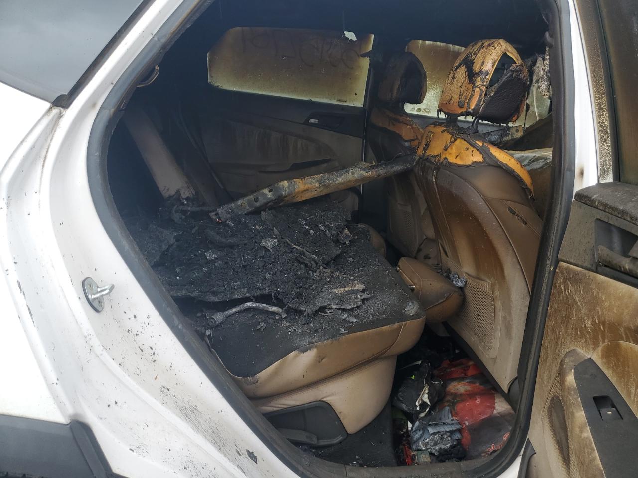 KM8J3CA4XHU266768 2017 Hyundai Tucson Limited