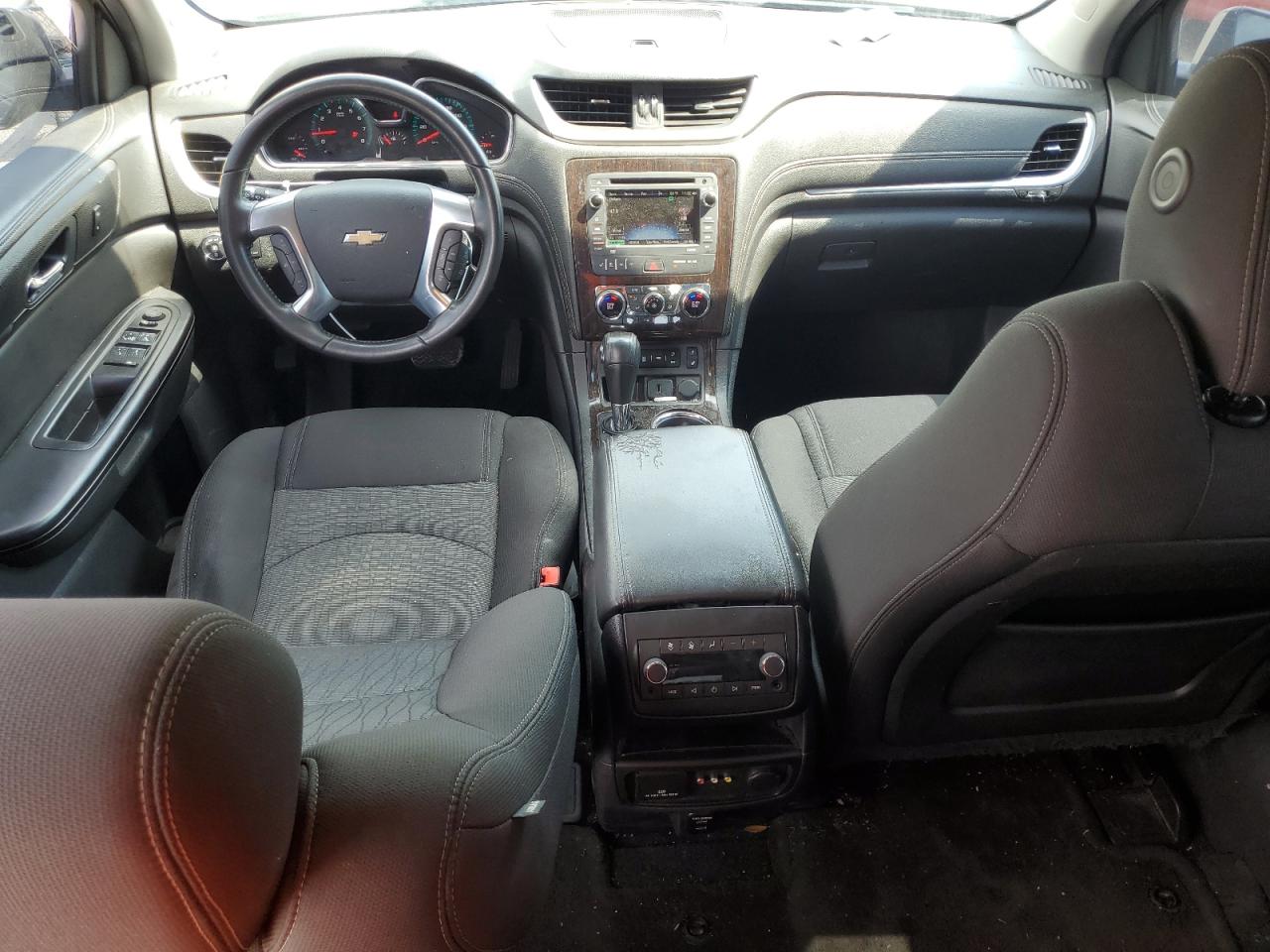 1GNKRHKDXFJ292666 2015 Chevrolet Traverse Lt