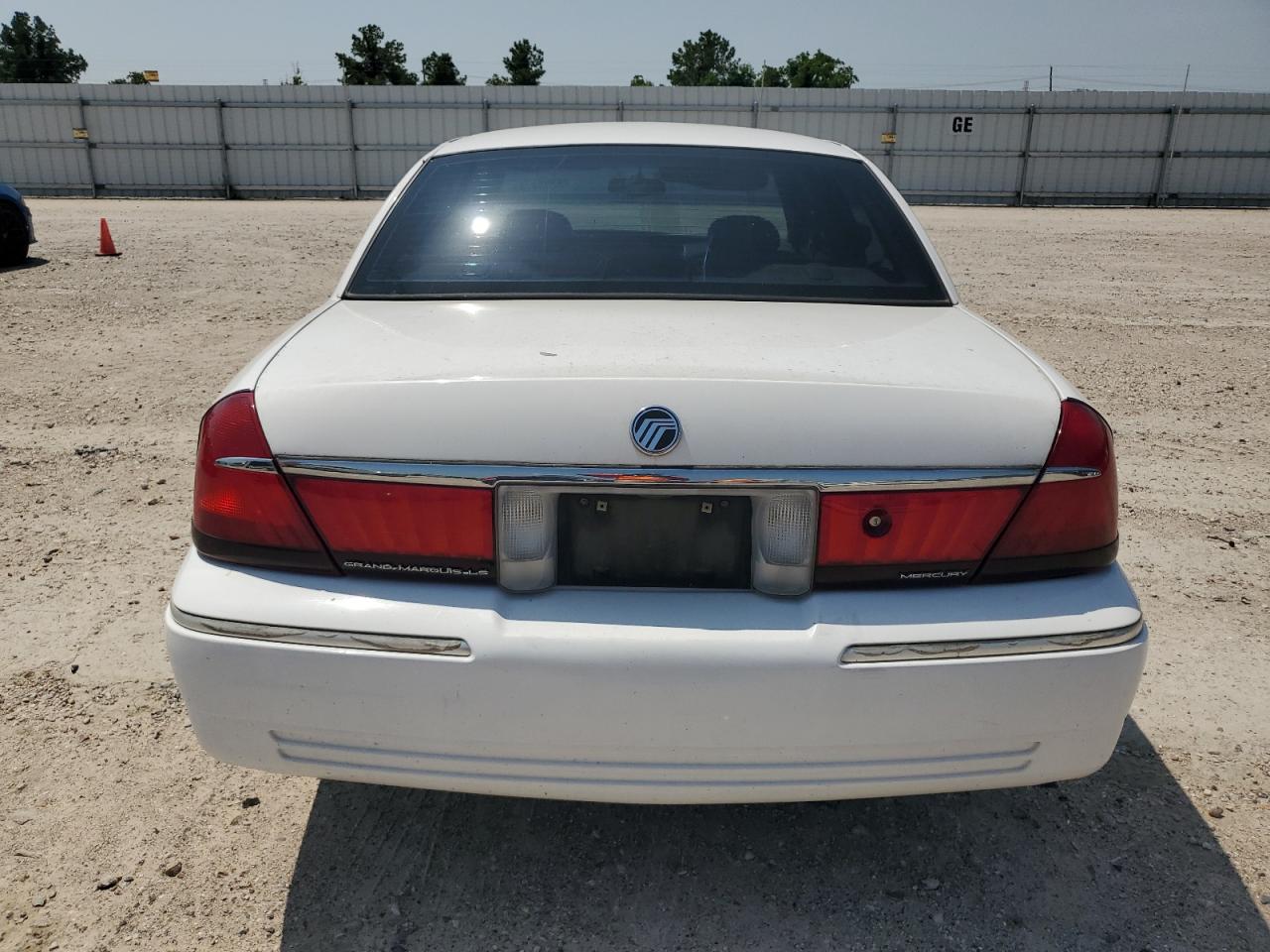 2MEFM75W42X615934 2002 Mercury Grand Marquis Ls