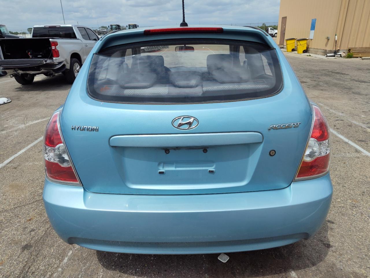 KMHCM36C49U141725 2009 Hyundai Accent Gs