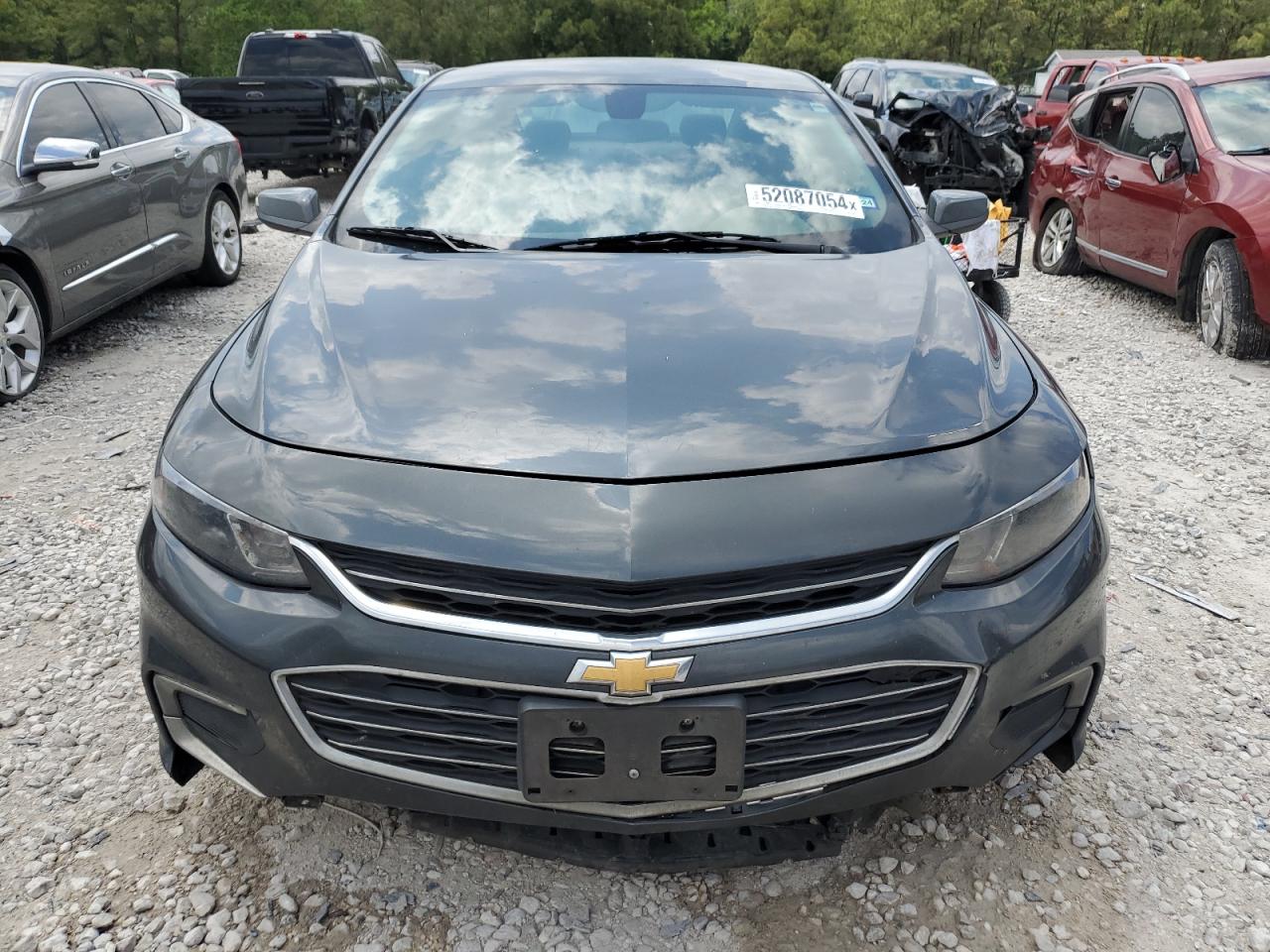 1G1ZE5ST4HF186964 2017 Chevrolet Malibu Lt