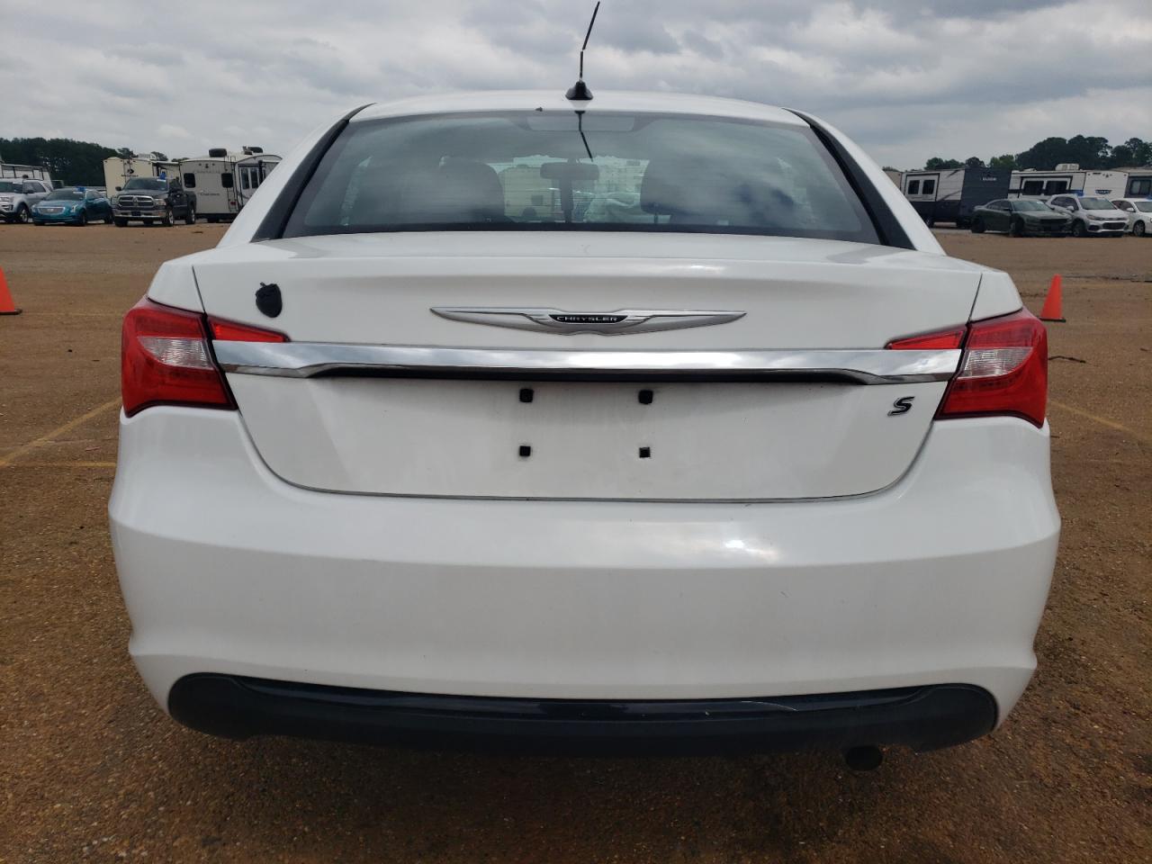 1C3CCBBB1EN107961 2014 Chrysler 200 Touring