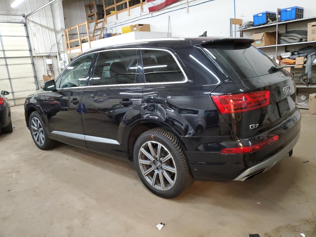 WA1VAAF71JD030089 2018 Audi Q7 Prestige