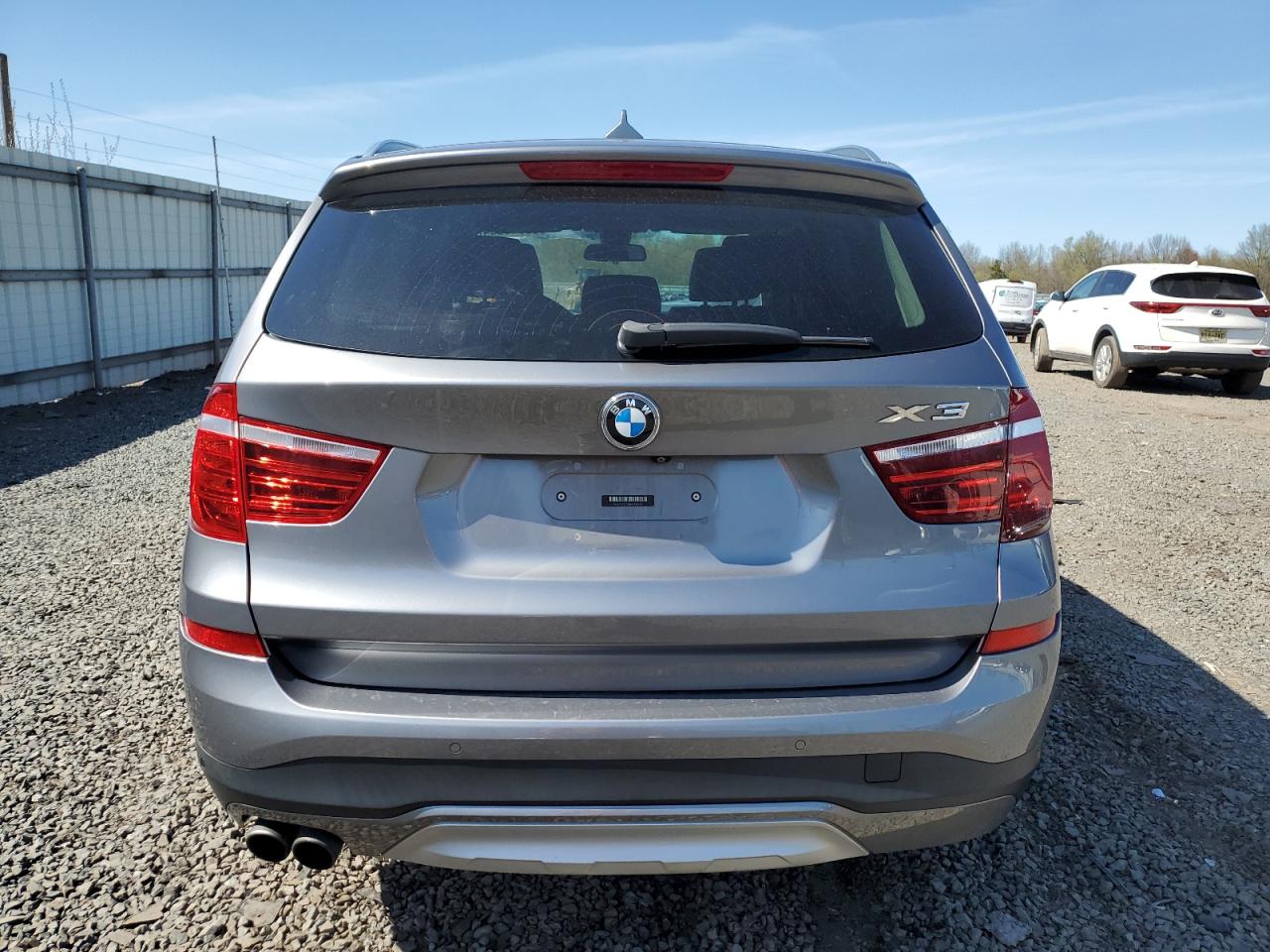 5UXWX9C58H0T15544 2017 BMW X3 xDrive28I