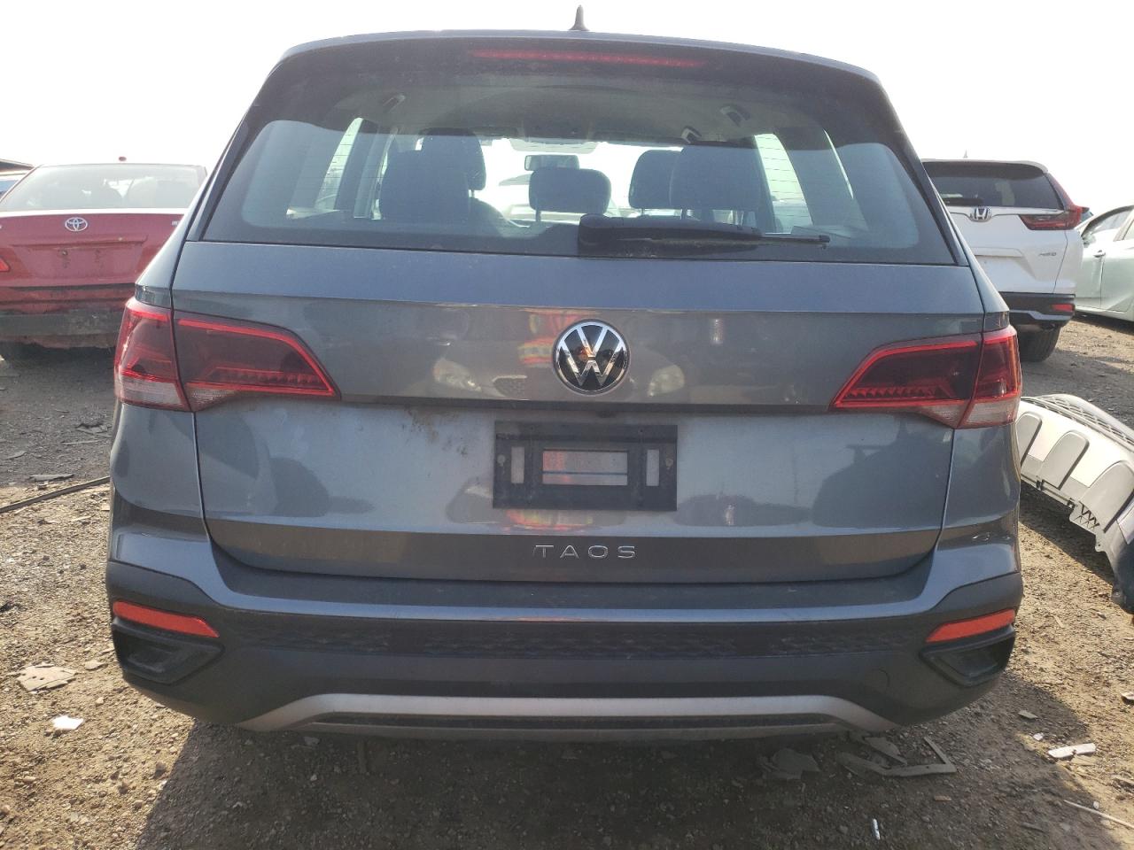 3VVCX7B21NM044336 2022 Volkswagen Taos S