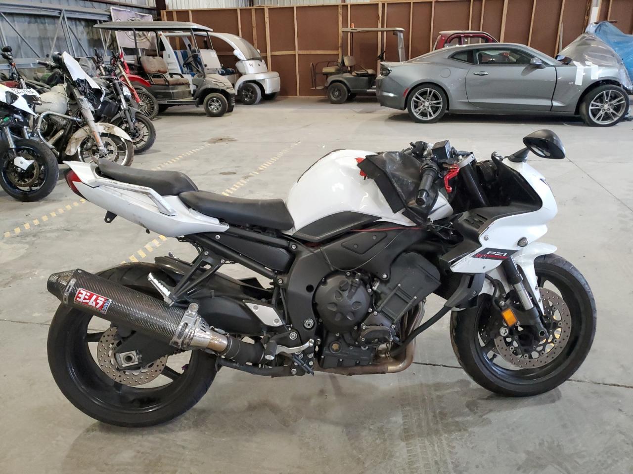 Yamaha FZ1 2014 S