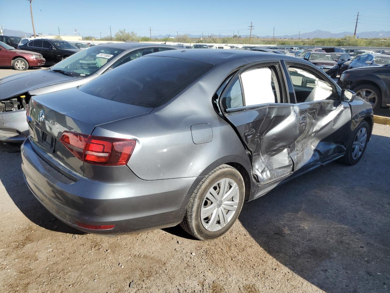 3VW2B7AJ5HM233669 2017 Volkswagen Jetta S
