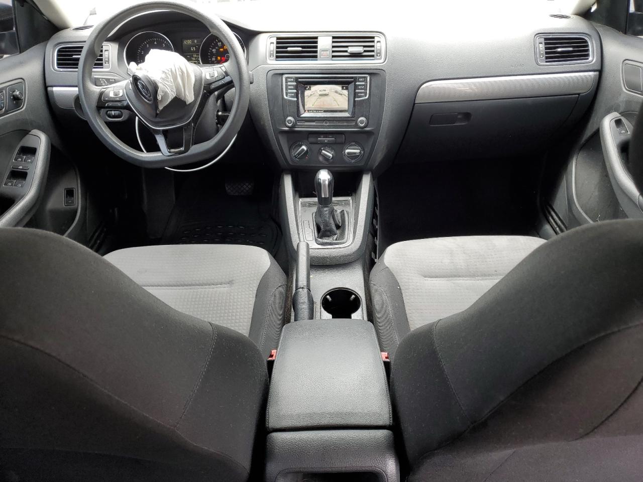 3VW2B7AJ3HM215123 2017 Volkswagen Jetta S