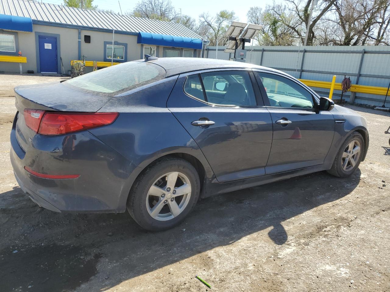 KNAGM4A74F5565740 2015 Kia Optima Lx