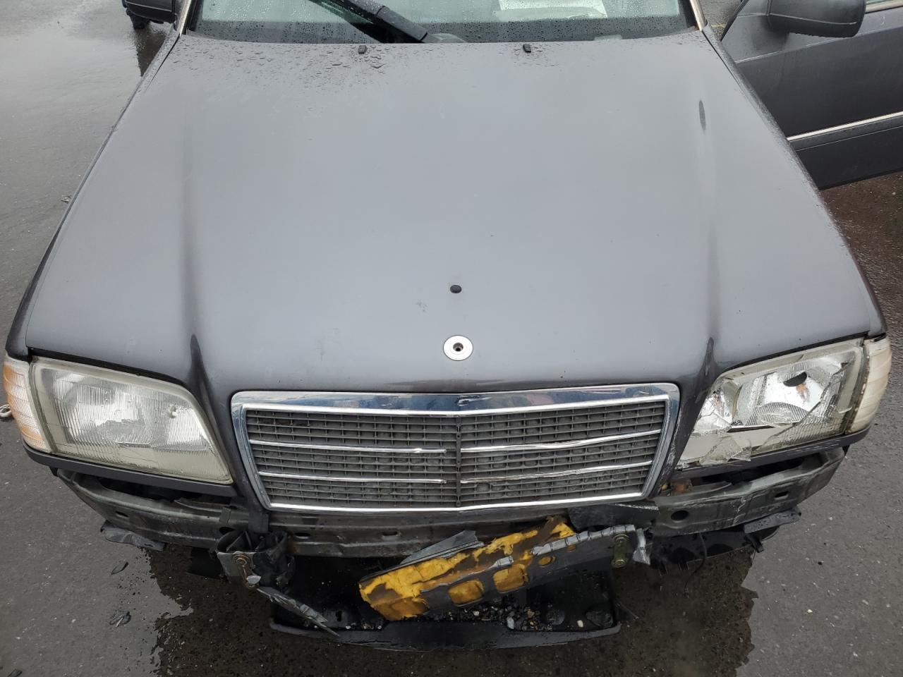 WDBHA28E3SF179807 1995 Mercedes-Benz C 280