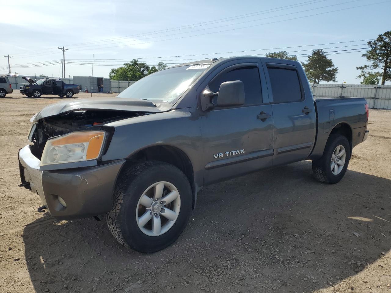 1N6BA0ED1CN307960 2012 Nissan Titan S