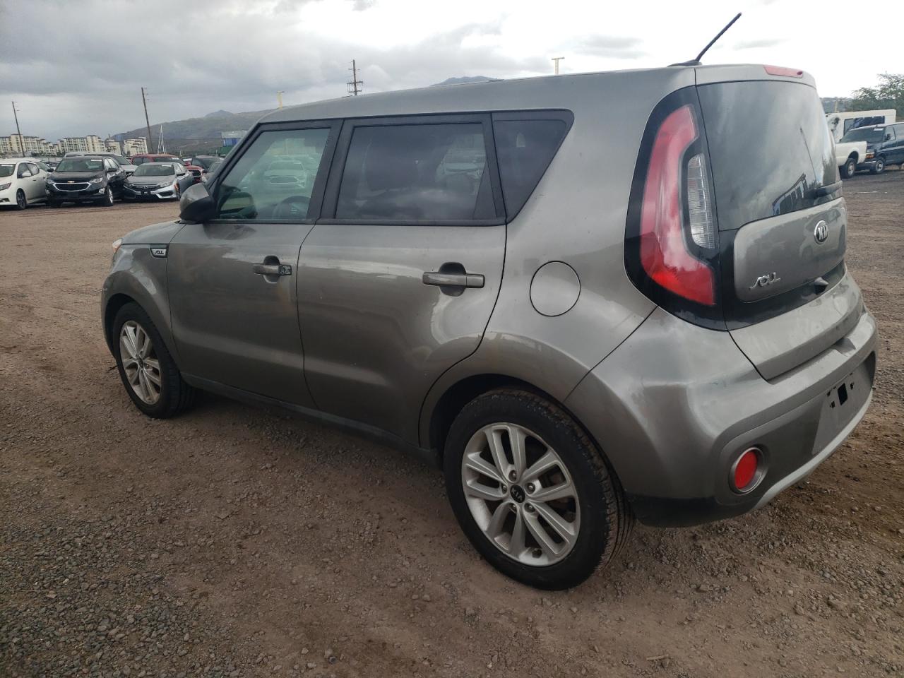 KNDJP3A50K7661825 2019 Kia Soul +