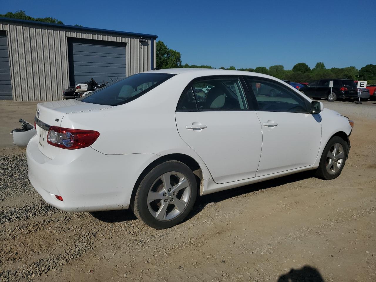 2T1BU4EE7DC069823 2013 Toyota Corolla Base