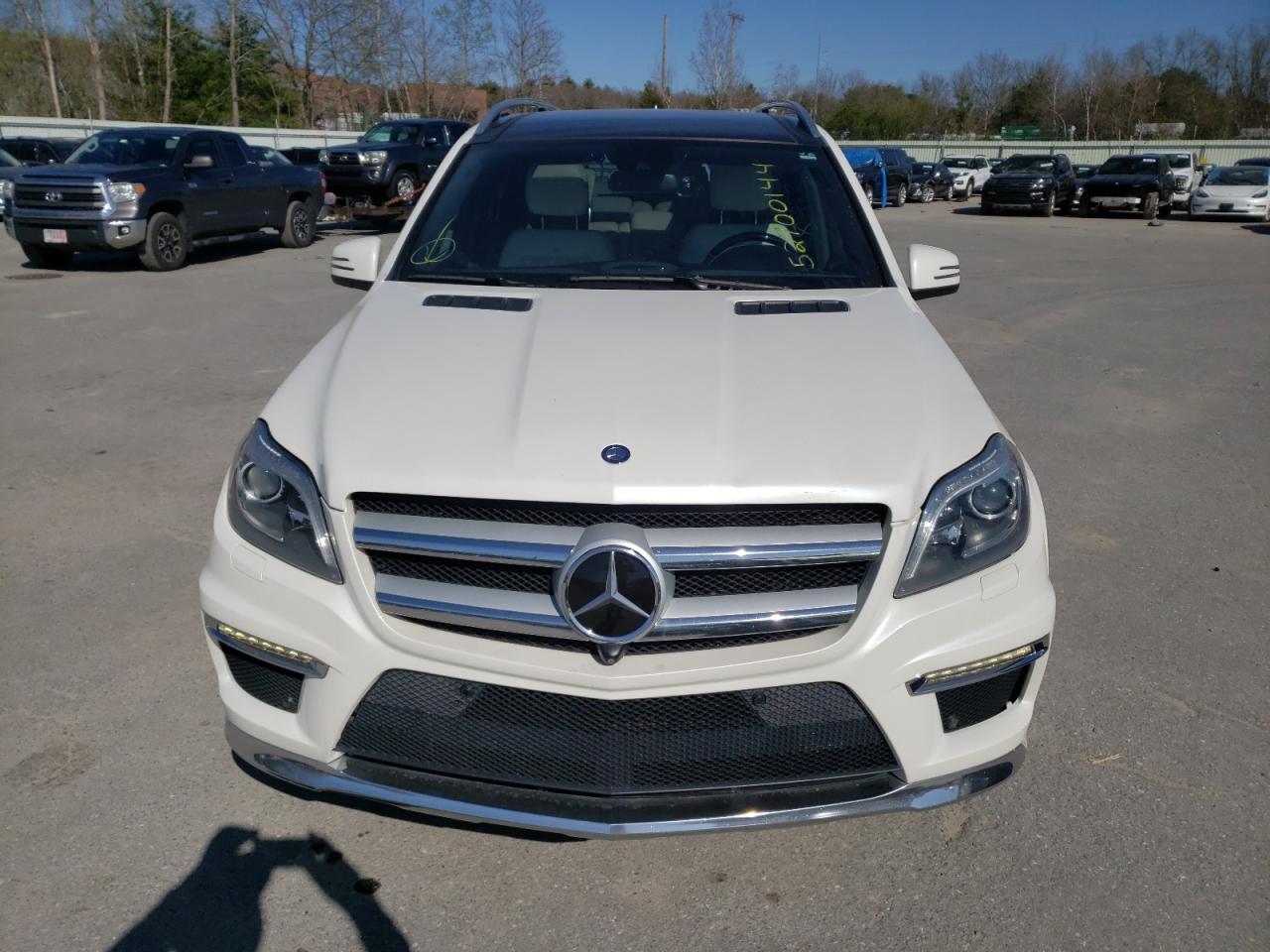 2014 Mercedes-Benz Gl 550 4Ma vin: 4JGDF7DE2EA409712